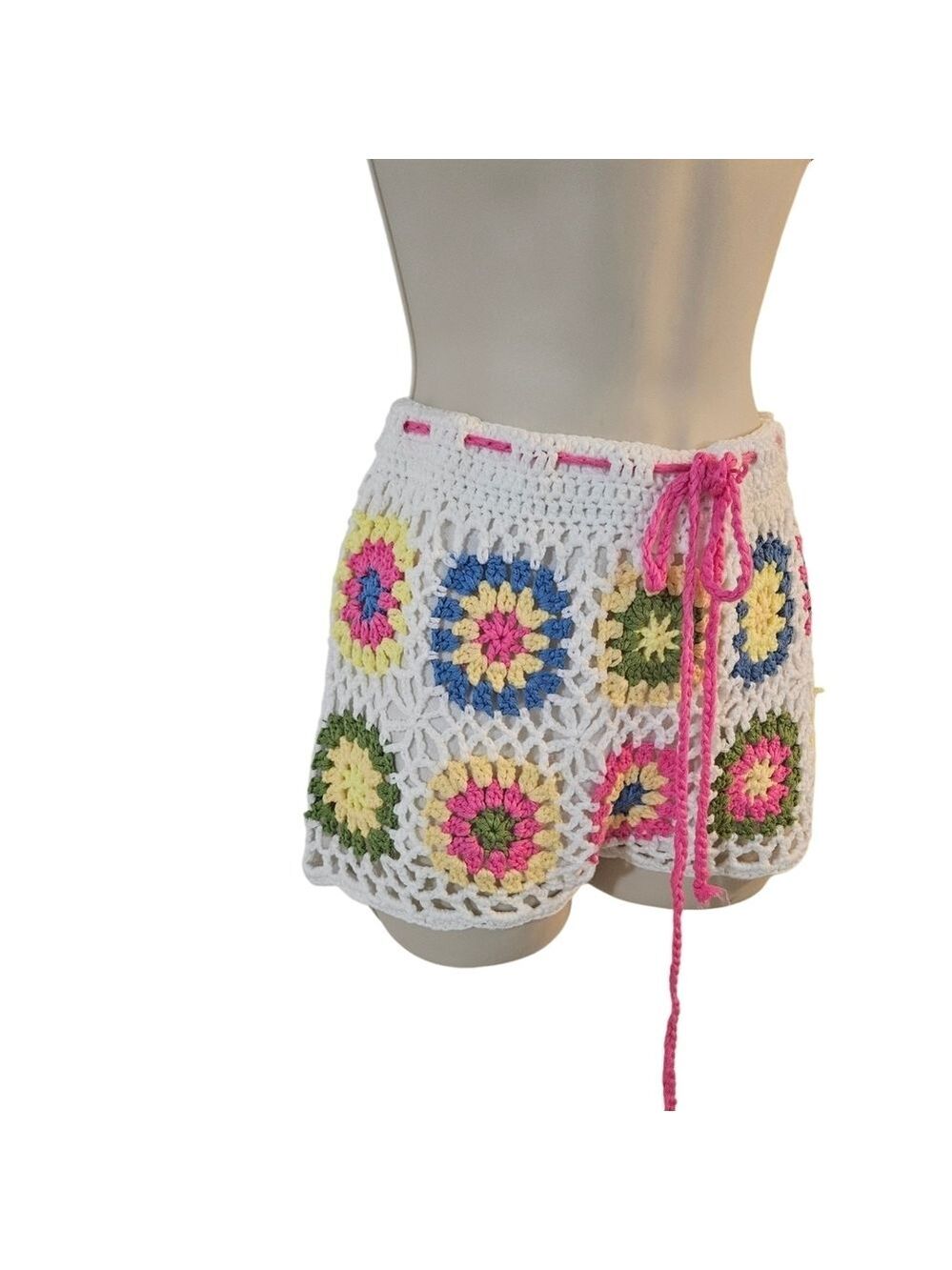 Musera Crochet Boho Shorts Colorful Hollow Out Cover Up  Floral Granny Square L